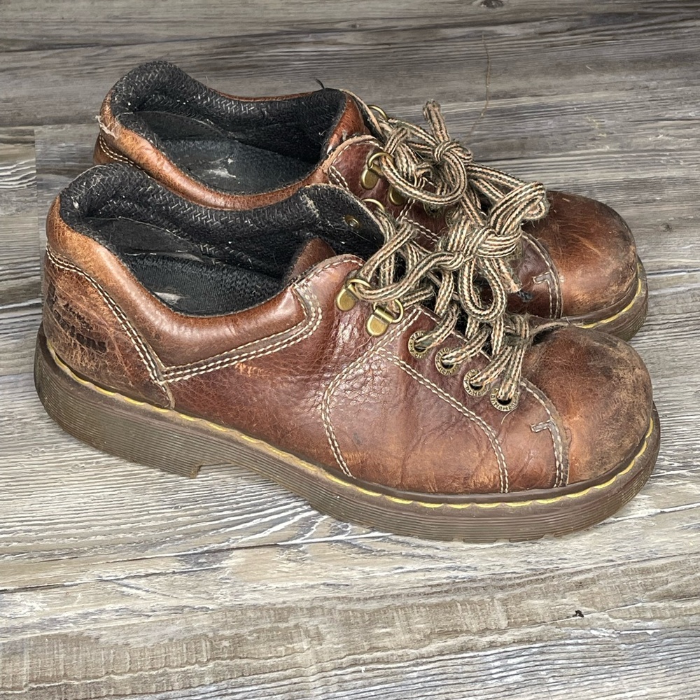 Vintage Dr. Martens Leather Brown Shoes size 41